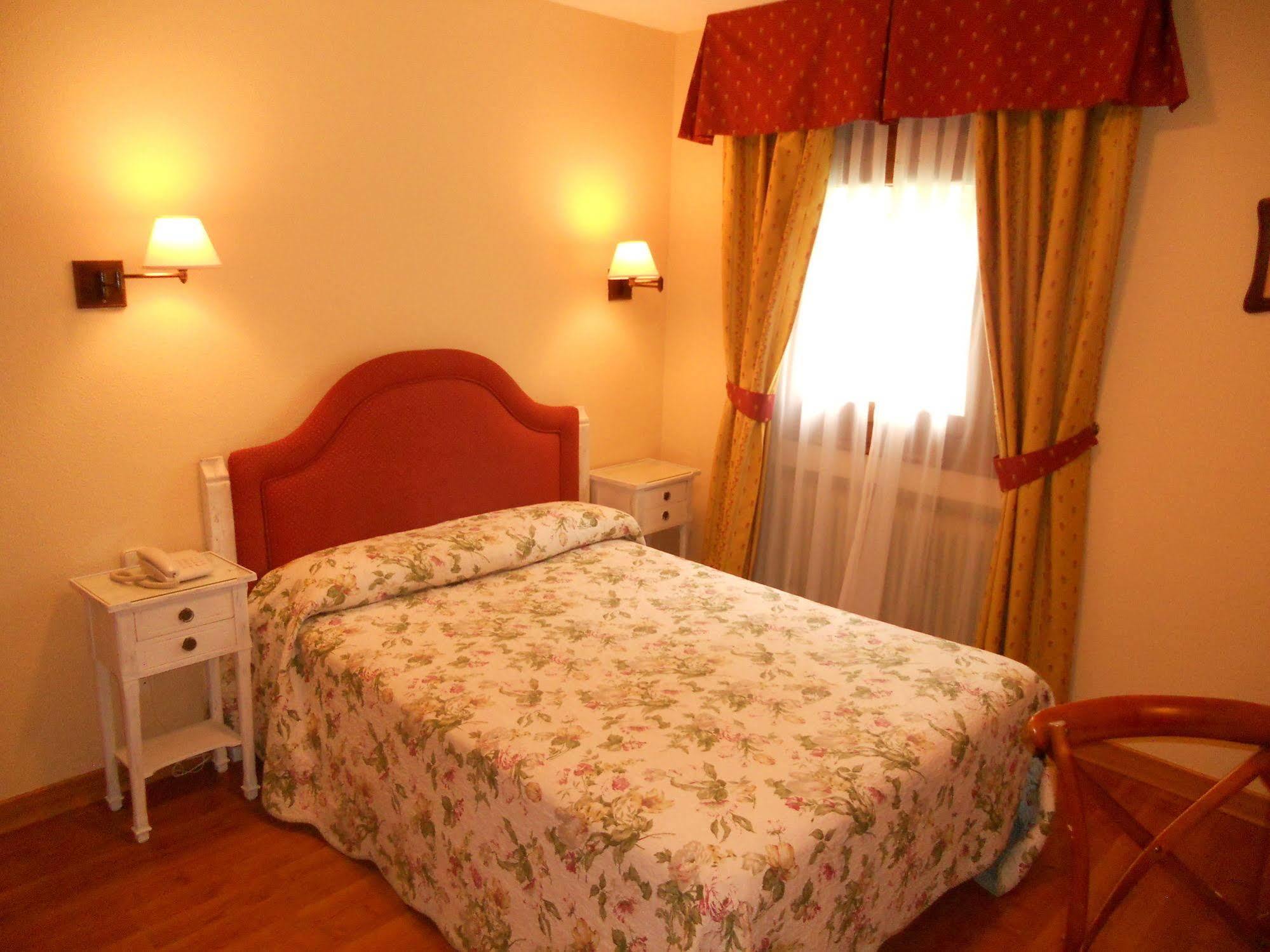 Hotel Rural Las Postas Navacerrada Dış mekan fotoğraf